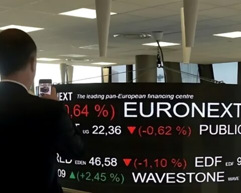 تراجع أسهم أوروبا لأدنى مستوى في 4 أشهر | تحديثات السوق