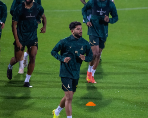 عودة تدريبات نادي الخليج استعداداً لاستئناف دوري روشن