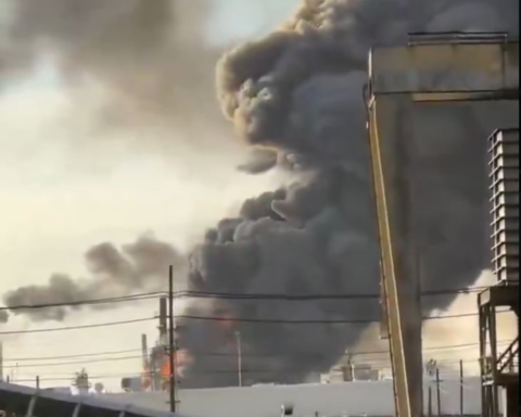 تفاصيل انفجار مصفاة تكساس للنفط وتأثيره على السكان