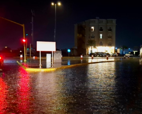 تحذيرات الأرصاد من أمطار غزيرة: تابع الحالة عبر أنواء