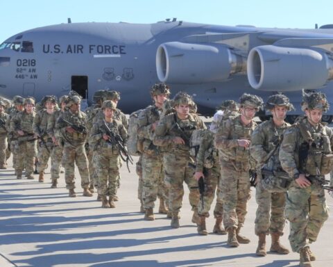 Urgent moves: US military sends 3,000 paratroopers to confront Iran