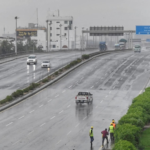 الإنذار الأحمر: أمطار غزيرة تضرب 7 مناطق سعودية اليوم