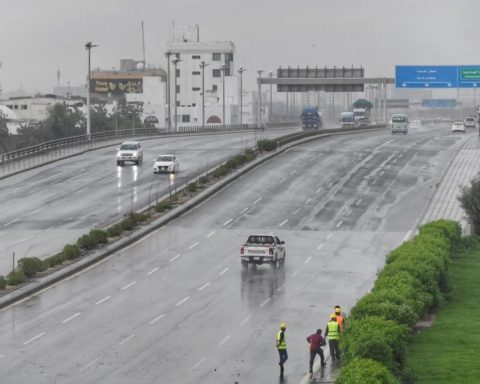 Red alert: Heavy rains hit 7 Saudi regions today