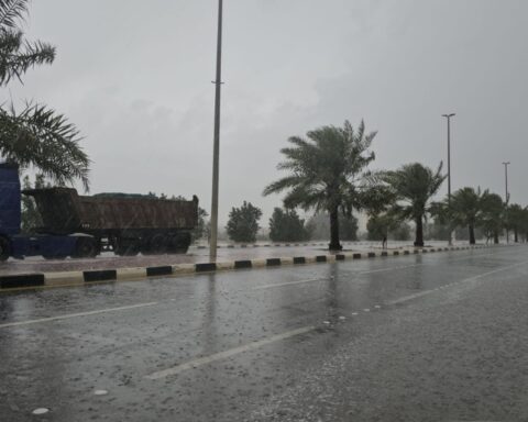 تحذيرات الأرصاد: أمطار محافظة شرورة مستمرة حتى 9 مساءً