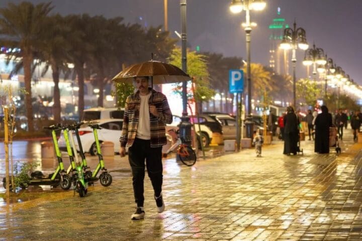 Heavy rain in Riyadh: Civil Defense warnings and weather forecast