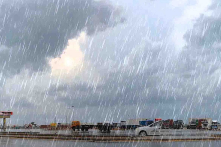 عاجل: تحذيرات الدفاع المدني من الأمطار الغزيرة بالمملكة