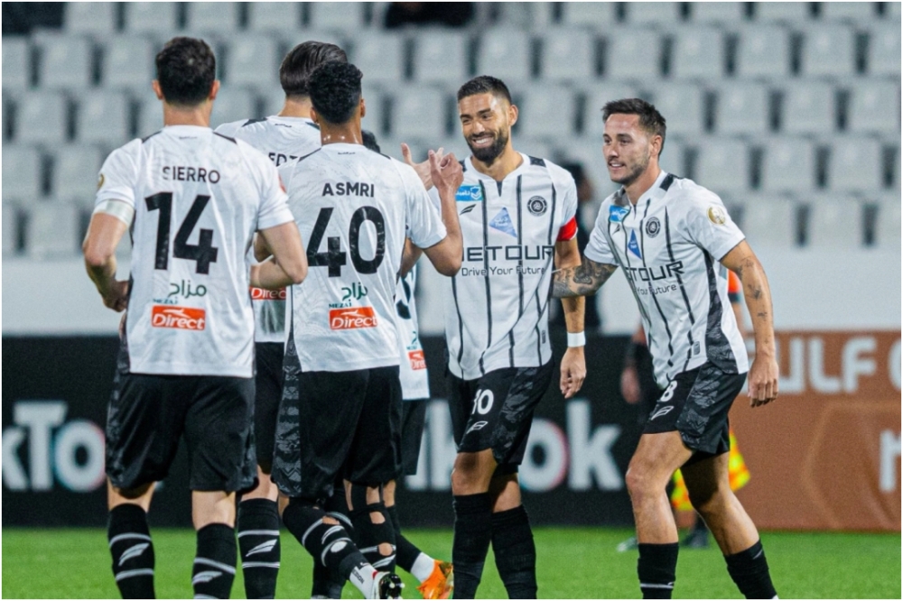 تفاصيل نجاح جراحة كارلوس جونيور لاعب الشباب