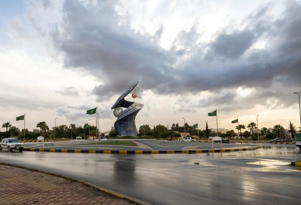 مشاهد ساحرة: أمطار الجوف ترسم لوحة طبيعية تجذب الزوار