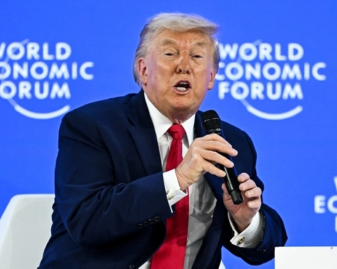 Trump's statements on Iran: Secret negotiations and domestic concerns