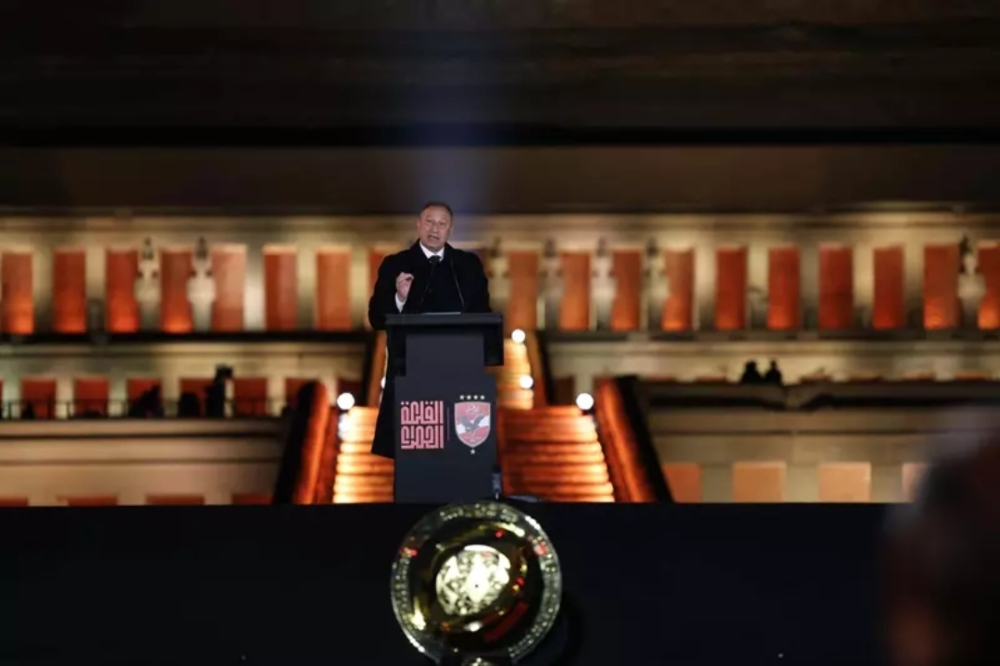 قرارات حاسمة: محمود الخطيب يبتعد عن إدارة كرة القدم بالأهلي