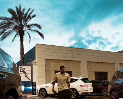 تدريبات الهلال تحت الأمطار: غياب الدوليين واستعدادات الحسم