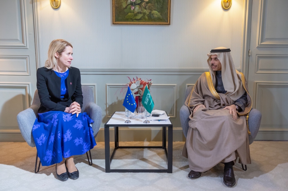 وزير الخارجية السعودي يبحث الأوضاع الإقليمية مع الاتحاد الأوروبي