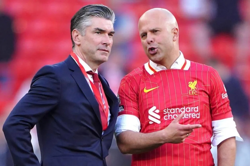 حقيقة انتقال ريتشارد هيوز إلى الهلال | رد رسمي من ليفربول