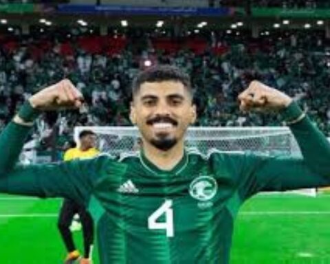 غضب علي لاجامي بعد استبداله في مباراة السعودية ومصر