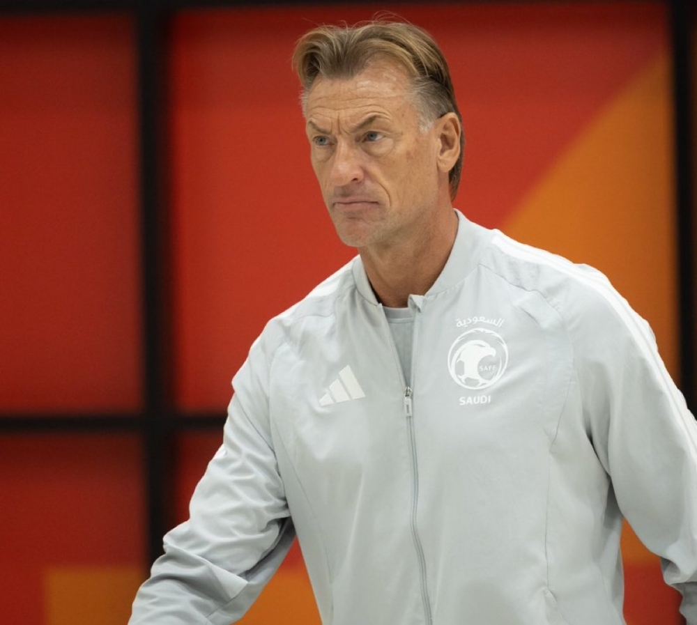 غضب هيرفي رينارد يدفعه لتجاهل لاعبي الأخضر بعد رباعية مصر