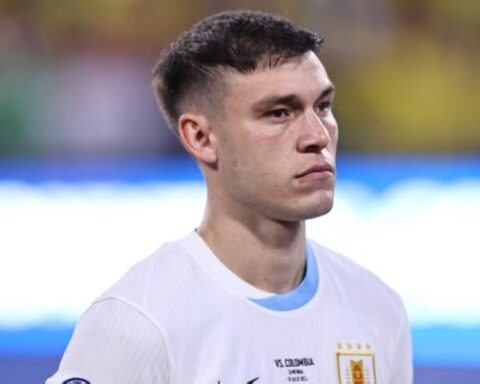 تفاصيل فضيحة تحكيمية في ويمبلي: أوجارتي يفلت من الطرد