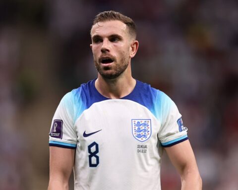 هندرسون يدعم بن وايت بعد صافرات الاستهجان في ويمبلي