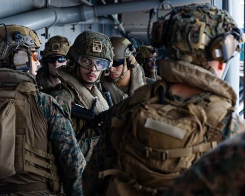 هل يتم نشر قوات برية أمريكية في إيران؟ تفاصيل التحرك