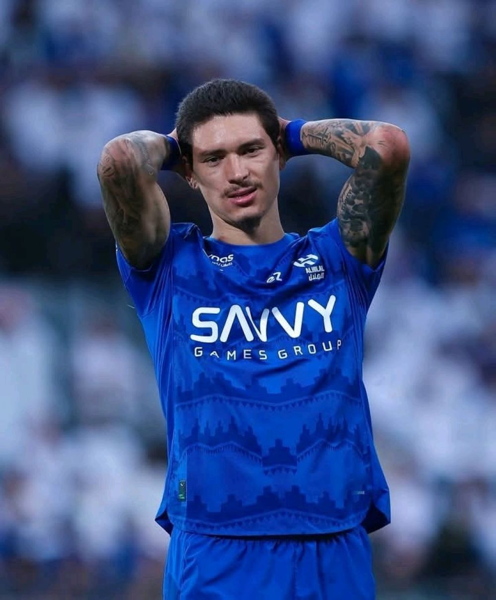 قرار الاتحاد الآسيوي بشأن إسقاط إيقاف داروين نونيز