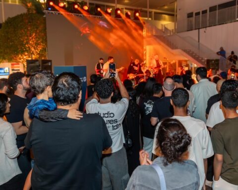 مبادرة سبوت لايت في جدة تدعم المواهب الموسيقية السعودية