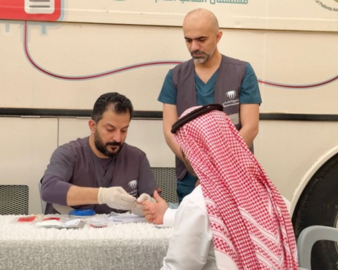 تجمع القصيم الصحي في مهرجان واحة المانعية: رعاية وتبرع