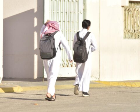 تفاصيل التقويم ومواعيد الإجازات المدرسية في السعودية