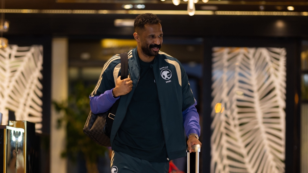 عودة محمد العويس للمنتخب السعودي: تفاصيل قرار رينارد