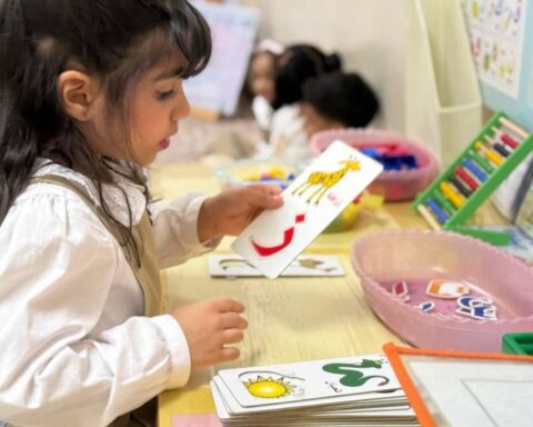 تعليم جدة: 700 ألف طالب يواصلون رحلتهم التعليمية