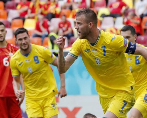 سرقة معسكر منتخب أوكرانيا وتأثيرها بتصفيات كأس العالم