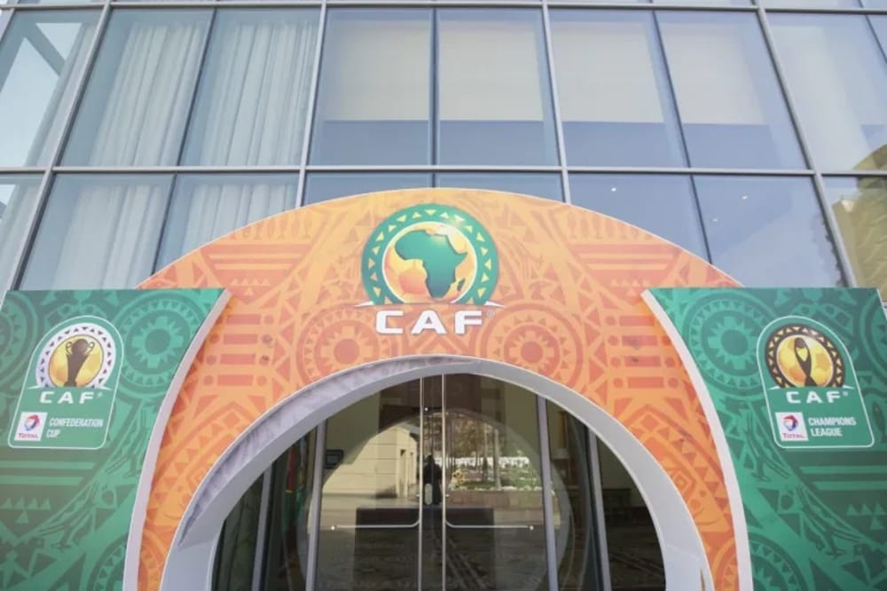 استقالة الأمين العام في الاتحاد الأفريقي لكرة القدم