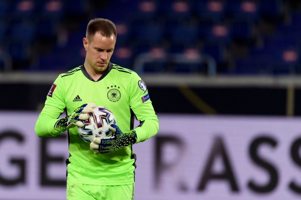 ناغلسمان يوضح حقيقة مشاركة تير شتيغن في المونديال