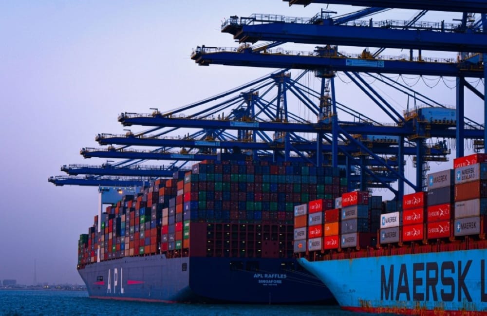 3 خدمات شحن ملاحية جديدة بميناء جدة الإسلامي