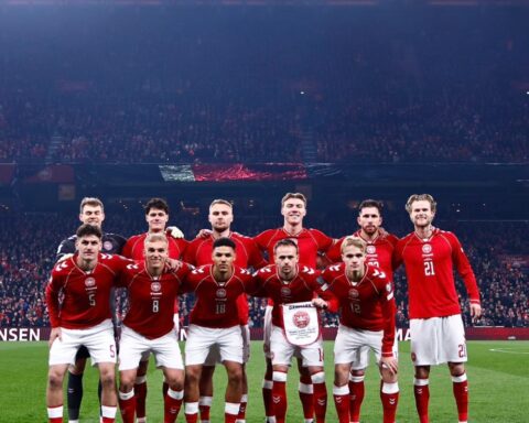 مباراة تشيكيا والدنمارك: صراع حاسم للتأهل إلى المونديال