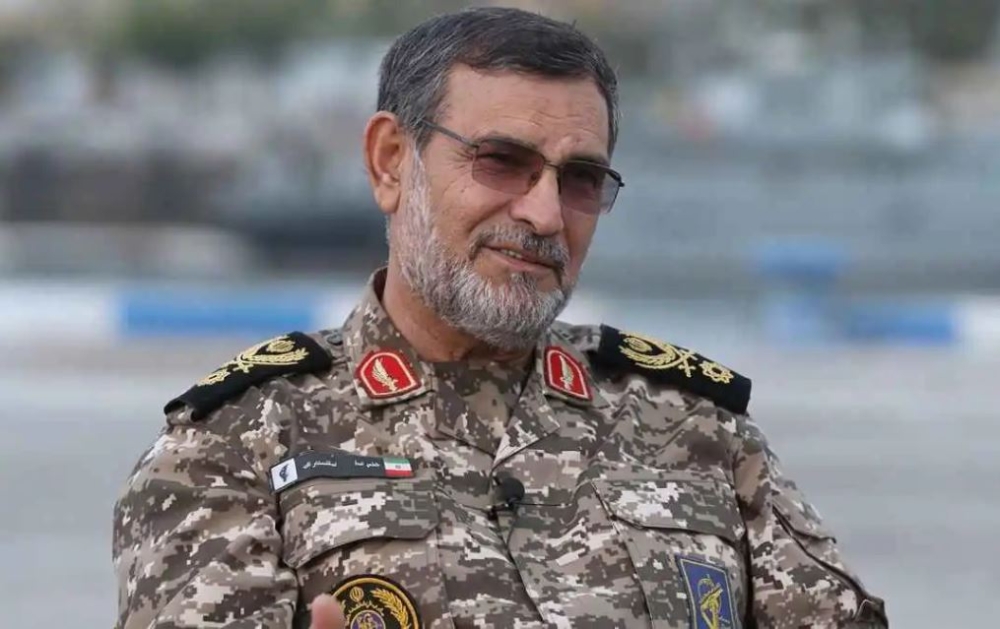 تفاصيل مقتل قائد بحرية الحرس الثوري علي رضا تنكسيري