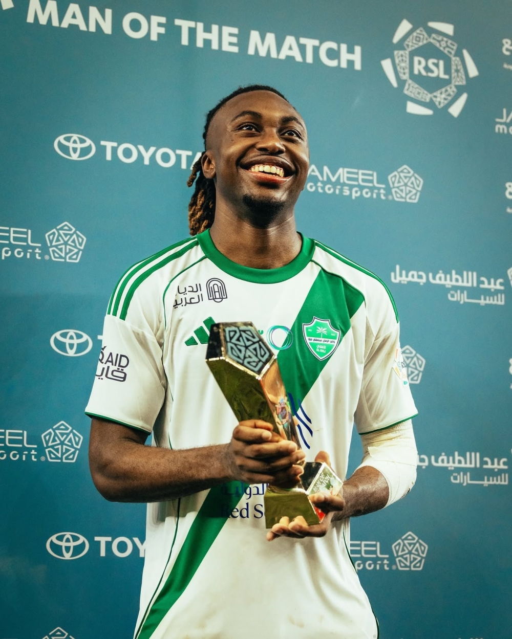 تفاصيل إصابة فالنتين أتانغانا واستبعاده من منتخب فرنسا