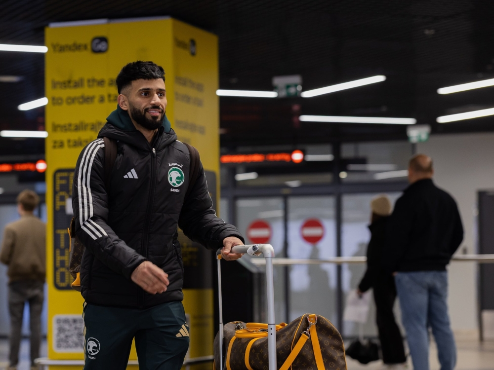 تفاصيل وتأثير إصابة سلطان مندش مع الأخضر قبل لقاء صربيا