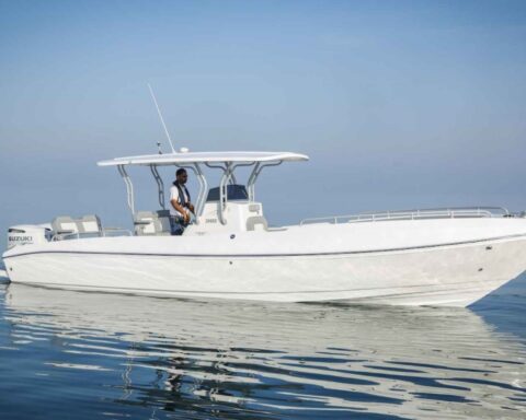 برامج التدريب البحري: تأهيل قيادة الدبابات والقوارب