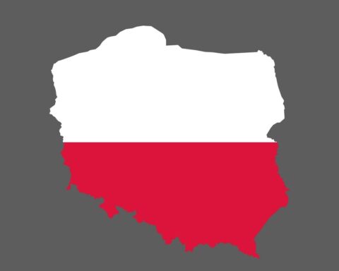 تفاصيل قانون خفض أسعار الوقود في بولندا وتأثيره