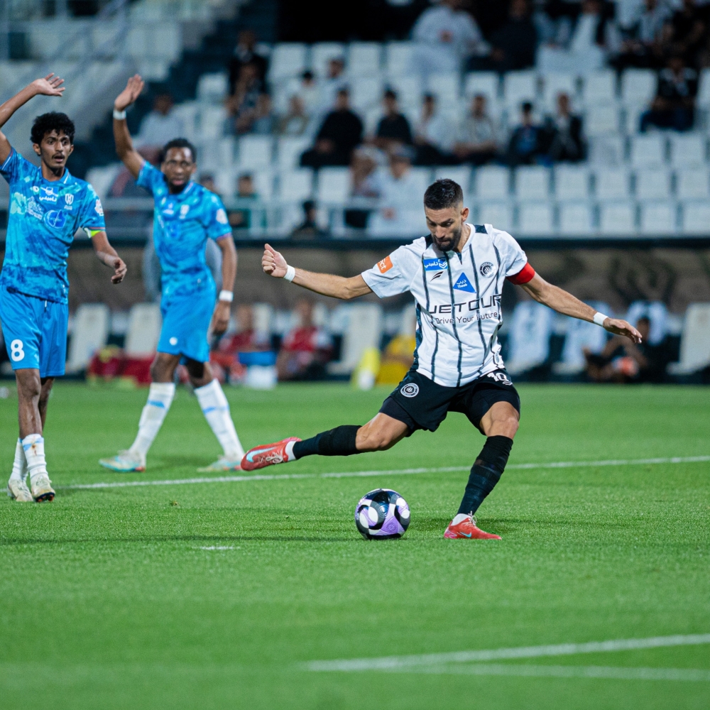 يانيك كاراسكو يقترب من معادلة رقمه القياسي مع الشباب