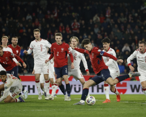 تأهل منتخب التشيك لكأس العالم 2026 بعد غياب 20 عاماً