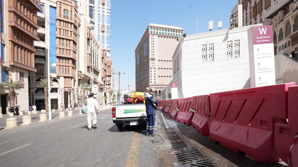 90 ألف عملية لتعزيز الإصحاح البيئي في مكة | أمانة العاصمة