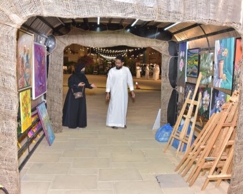 مهرجان عالم النباتات والزهور بالعوامية: ورش زراعية وتوعوية