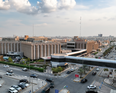 مستشفى دله النخيل يحصد أعلى تصنيف عالمي من نيوزويك