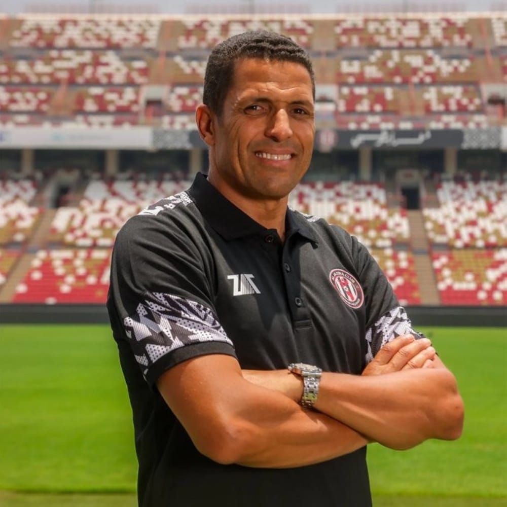 تقارير: الحسين عموتة يقترب من تدريب المنتخب السعودي