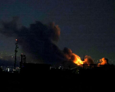 إيران تنفي تصريحات ترامب بشأن طلب وقف إطلاق النار