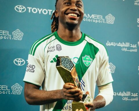 تطورات إصابة فالنتين أتانغانا وموعد عودته للأهلي