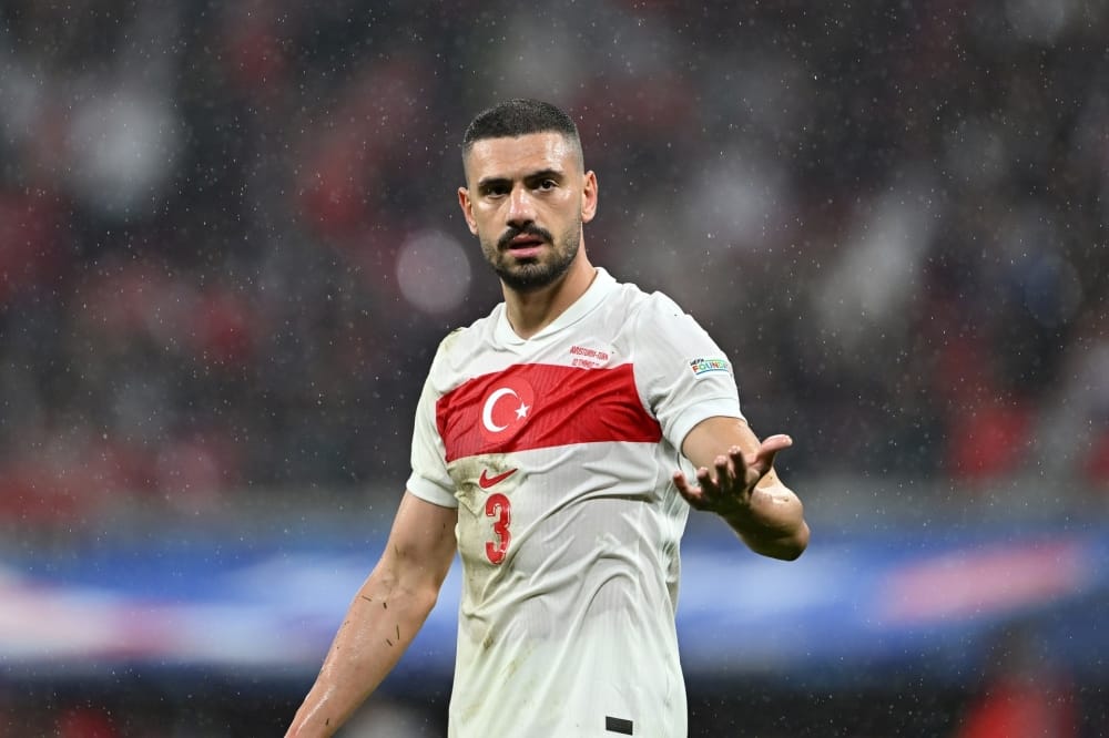 سر استدعاء ديميرال لمنتخب تركيا رغم الإصابة مع الأهلي