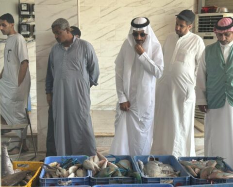 تكثيف الرقابة برابغ مع بدء حظر صيد أسماك الناجل والطرادي