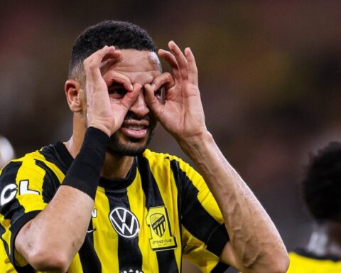 تفاصيل إصابة يوسف النصيري وموقفه من مباراة الاتحاد والحزم