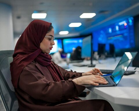 سدايا تطلق استطلاعاً حول سياسة الذكاء الاصطناعي